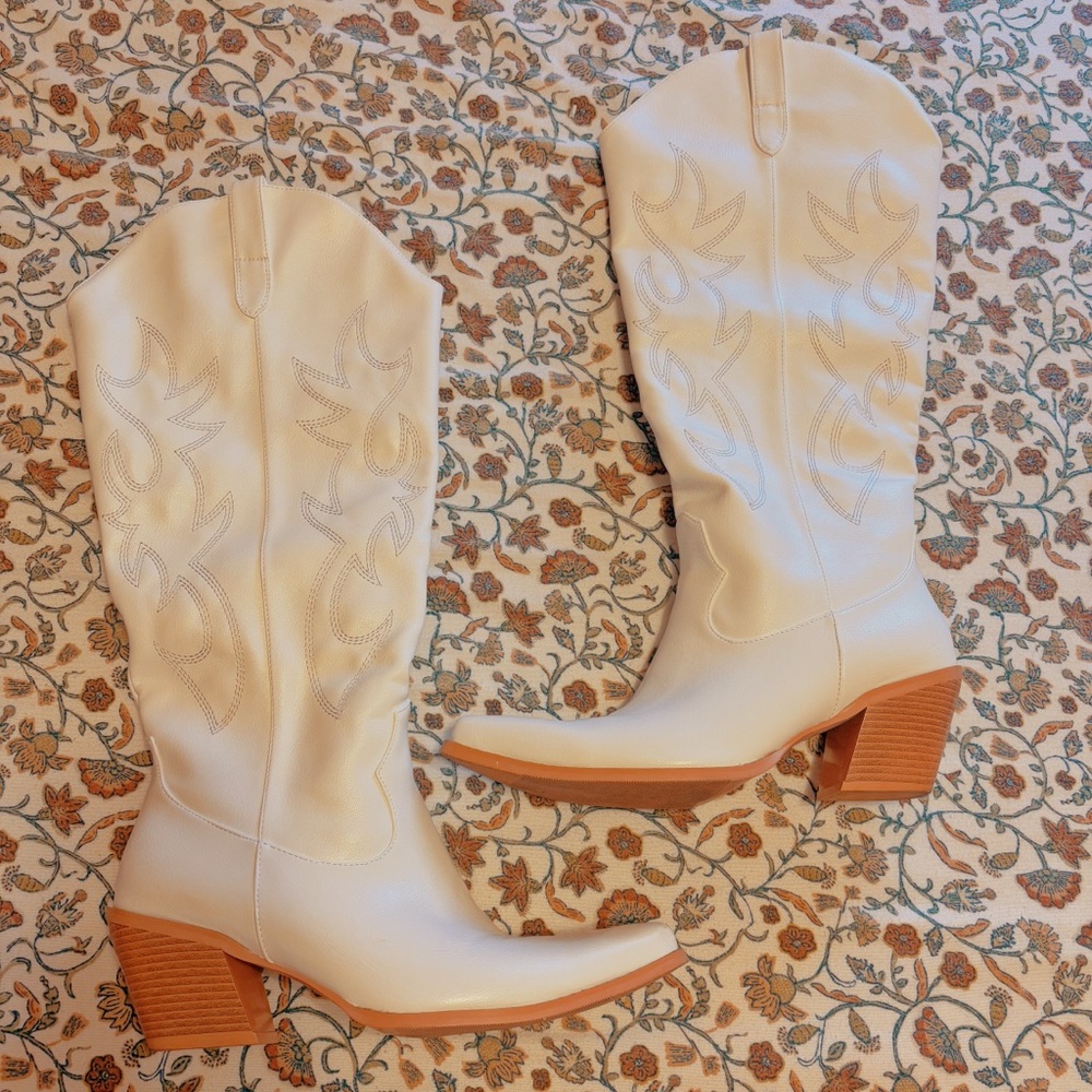 Women's White Western Boots